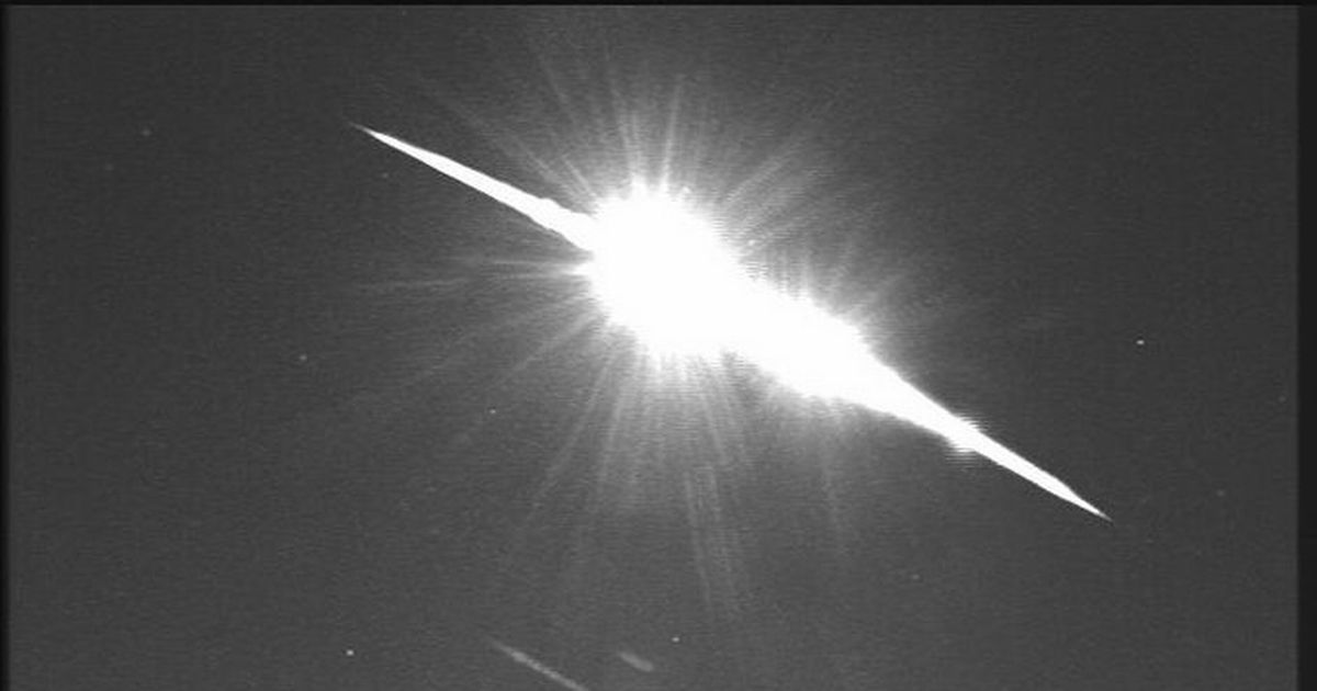 Meteor explodes in UK sky as dazzling fireball and loud bang reported for miles