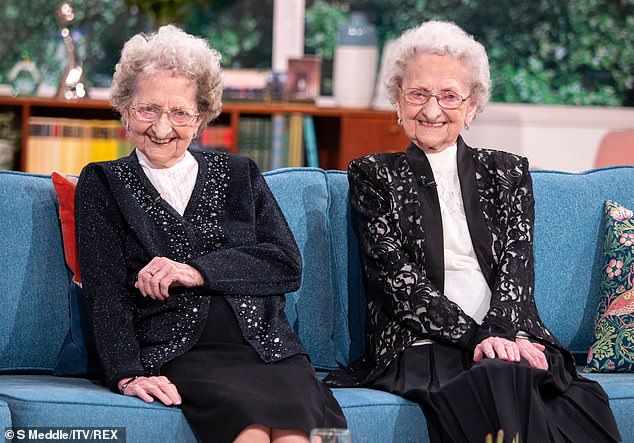 One half of UK’s oldest identical twins brands Boris Johnson a ‘w****r’ following death of sister