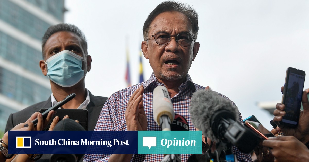 In Malaysia, is Shafie Apdal vs Anwar Ibrahim a contest for opposition leadership?