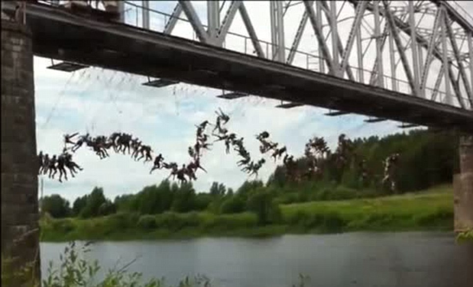 135 bungee jumpers take leap at the same time in world record attempt