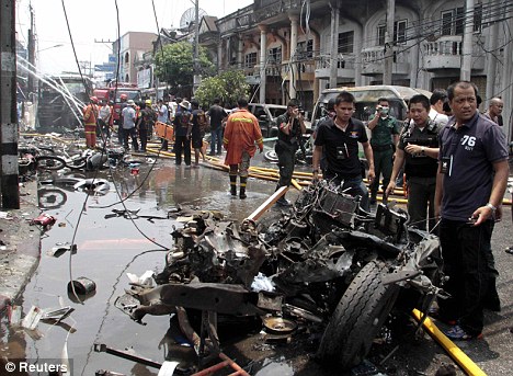 Muslim insurgents kill eight and wound dozens more with bomb blast in Thailand