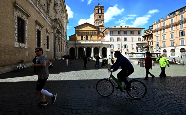 Italy Set To “Buck The Trend” By Easing Covid-19 Rules