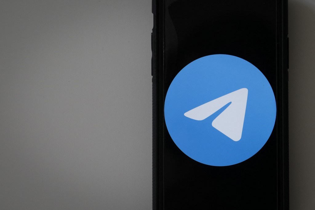 Telegram tops downloads amid WhatsApp privacy concerns