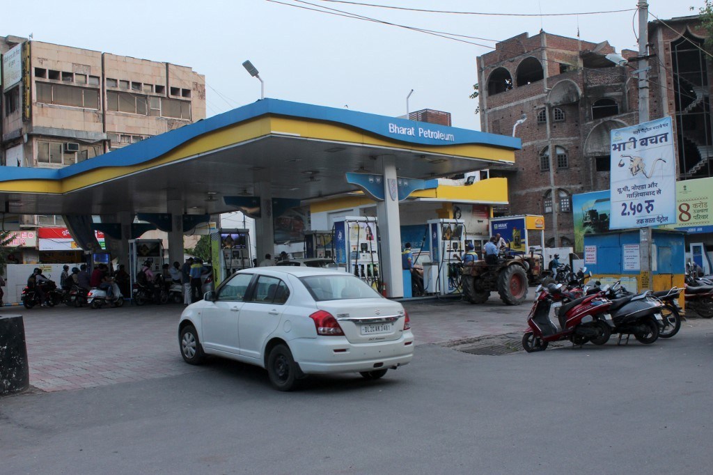 Indian government panel mulls cuts to fuel taxes