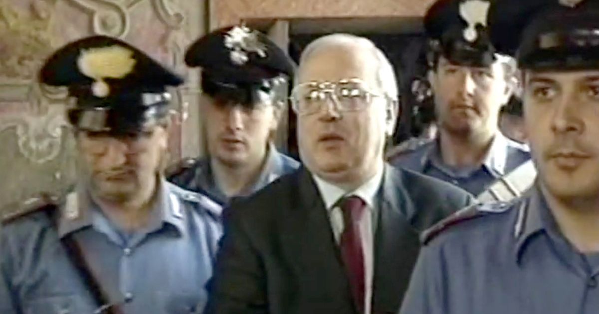 Notorious Mafia boss who ruled criminal empire from prison found dead in cell