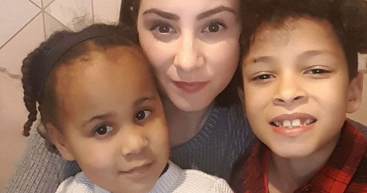 Tesco ‘humiliates’ single mum by refusing to let her shop with young kids