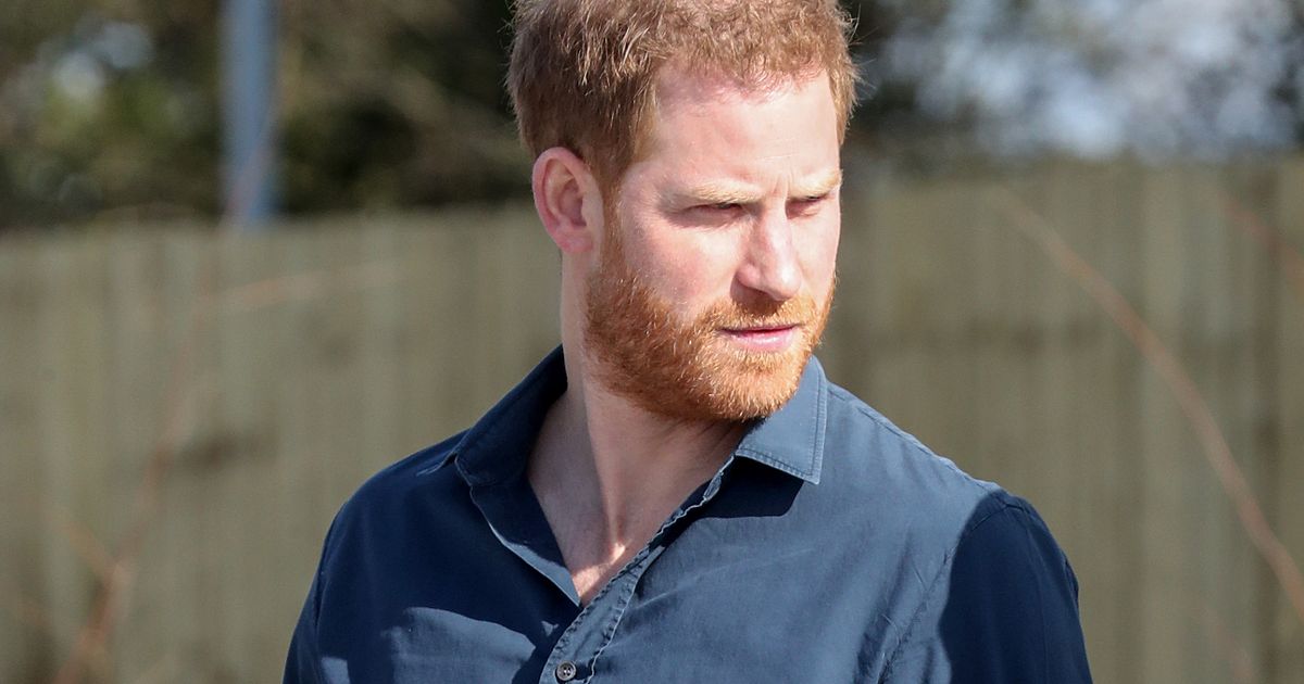 Royal tradition may force Prince Harry to stop wearing military uniform to events