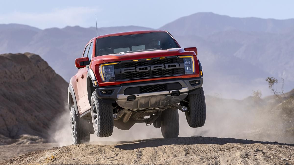 2021 Ford F-150 Raptor is out to prove itâ€™s still the best desert racer