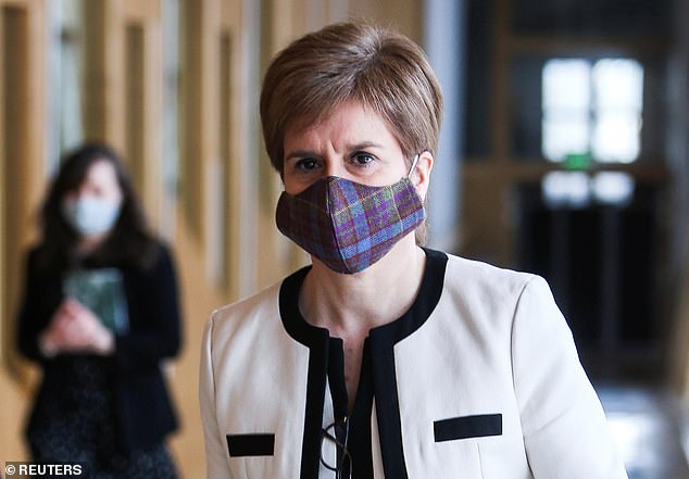 Nicola Sturgeon threatens to CLOSE border over hotel quarantine row