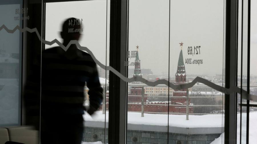 Russiaâ€™s main bourse to open earlier to attract traders in China