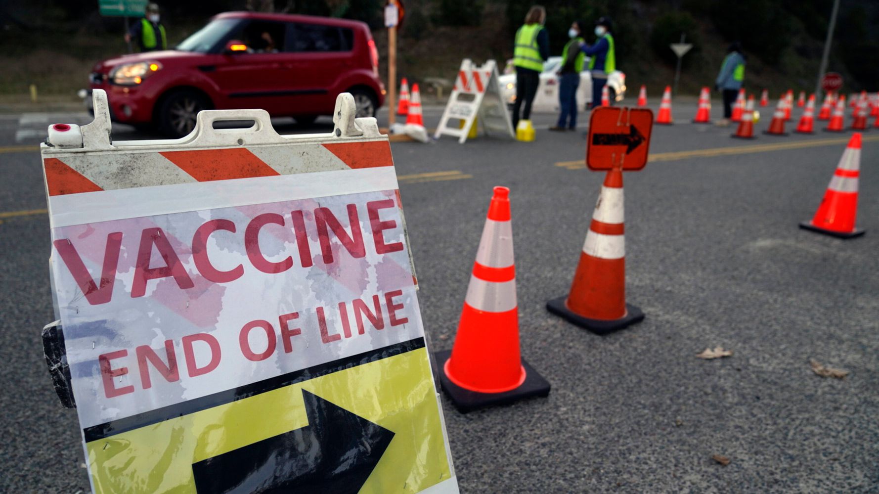 US Wonâ€™t Arrest Undocumented Immigrants At Virus Vaccination Sites