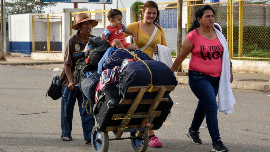 Colombiaâ€™s treatment of Venezuelan refugees is a global model