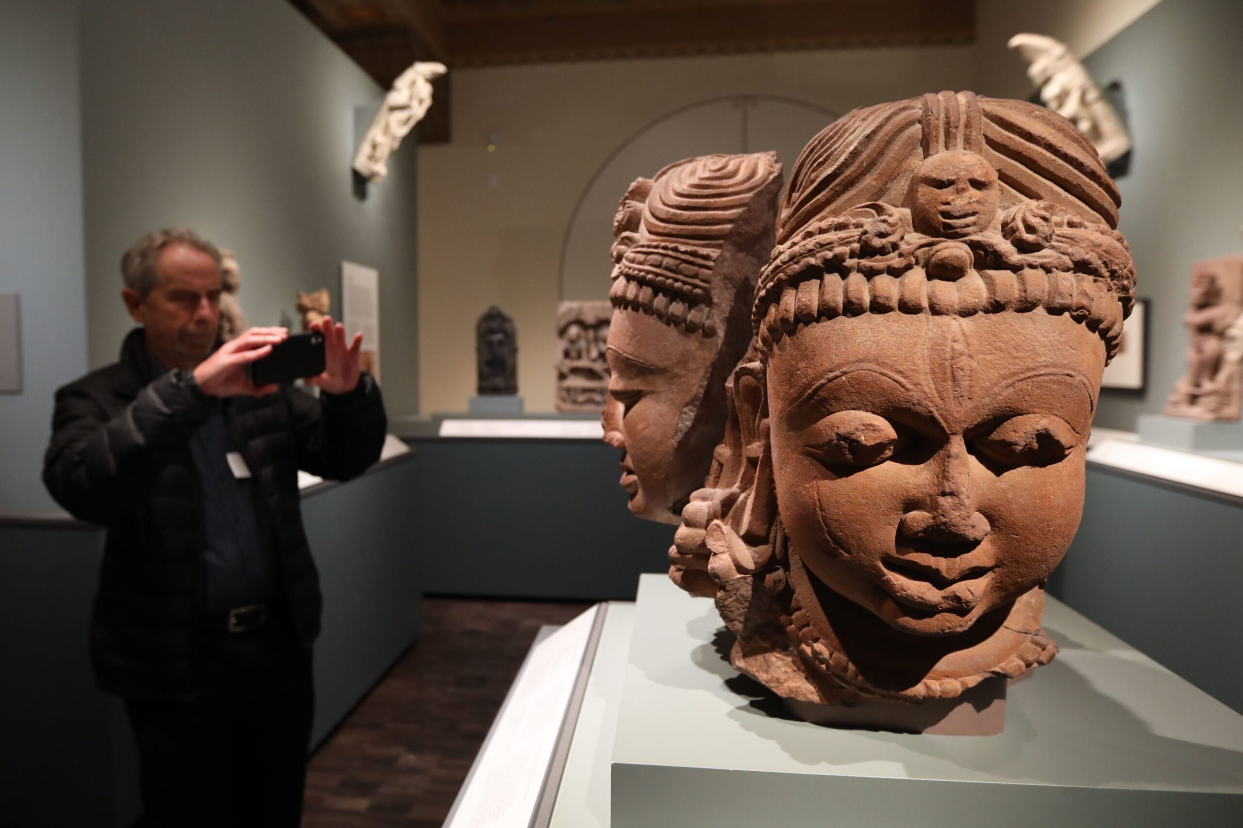 The Asian Art Museum of San Francisco Agrees to Return Thai Relics