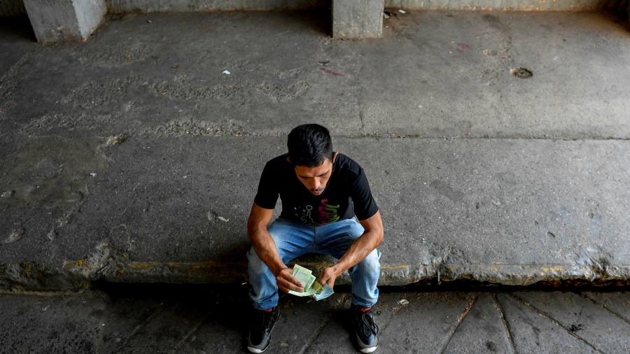 Venezuela seeks to breathe life into moribund bourse