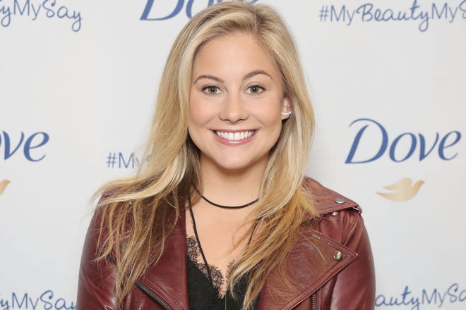 Pregnant former Olympian Shawn Johnson is COVID-19 positive