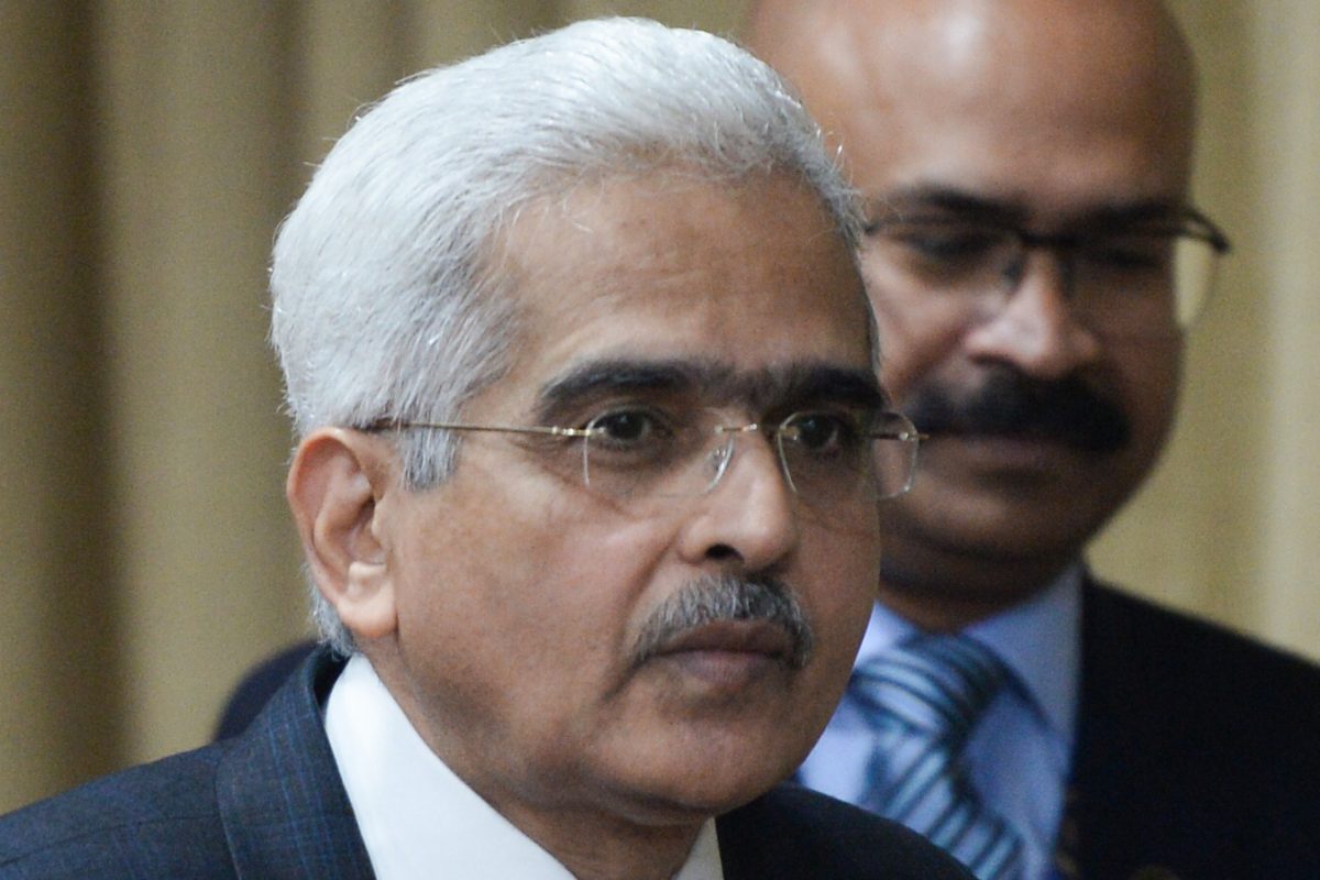 India’s central bank chief favors cut in fuel taxes