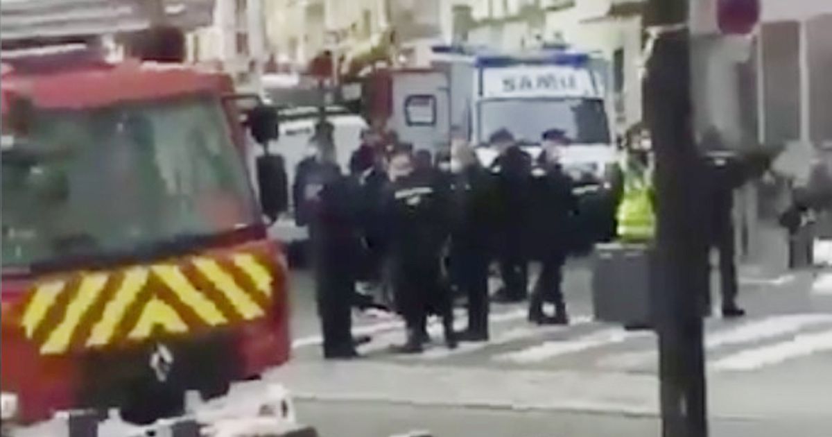 Knifeman shot dead near Paris Eurostar after brandishing blade at police