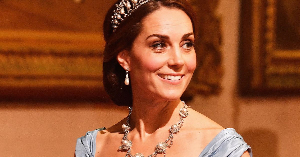 7 surprising things Kate Middleton isn’t allowed to do – including no selfies or hugs