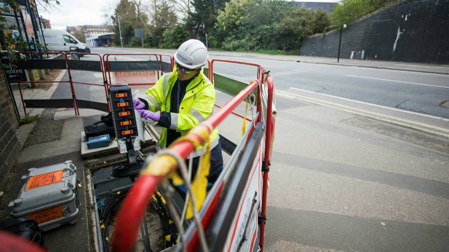 Ofcom to allow telecoms companies to keep fibre investment profits