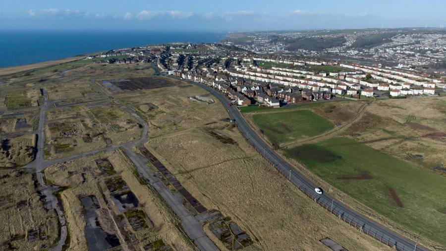 UK coal mine project hit by climate change concerns