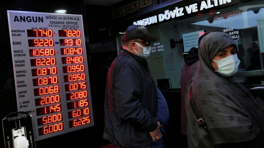 Turkeyâ€™s money markets face â€˜liquidity squeezeâ€™ after lira tumble