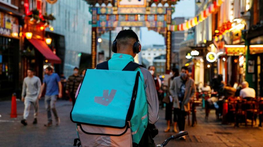 Deliveroo reveals narrowing losses ahead of IPO