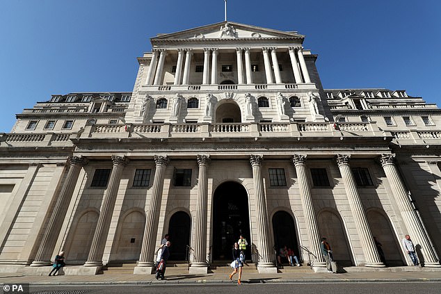 Government tells Bank of England to join climate change battle