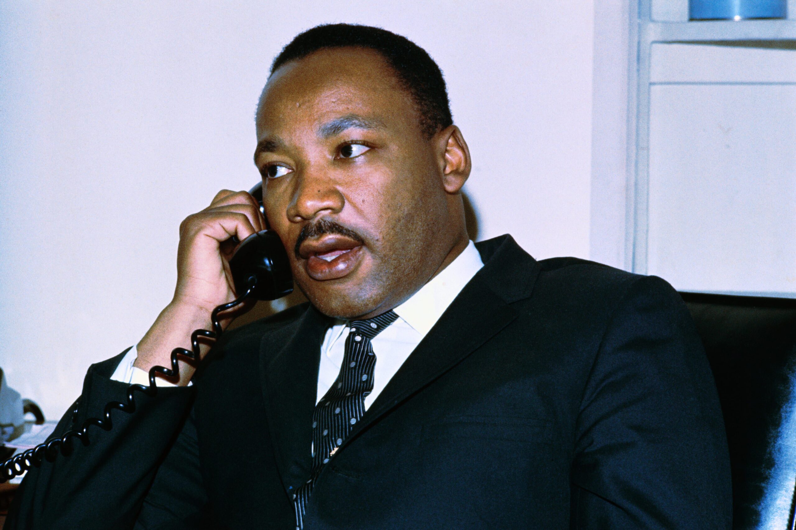 Logbooks Signed by Martin Luther King Jr. Sold for Over 0,000